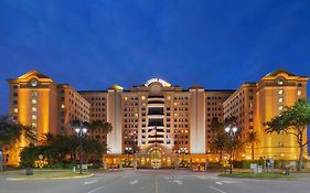 The Florida Hotel & Conference Center In The Florida Mall